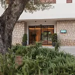 Ξενοδοχείο Serawa