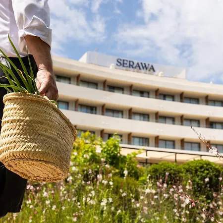 Serawa Hotel 4*