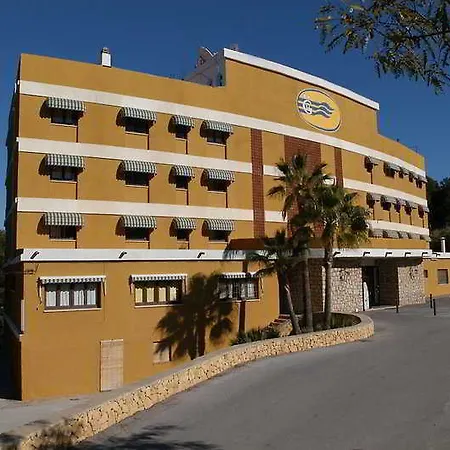 Ξενοδοχείο Serawa 4*
